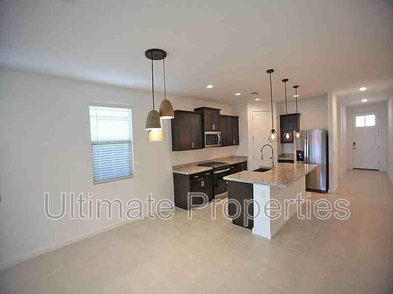 12571 W Country Club Trl - Photo 2 of 7