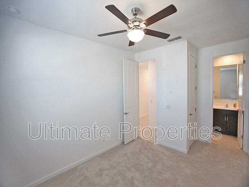 12571 W Country Club Trl - Photo 6 of 7