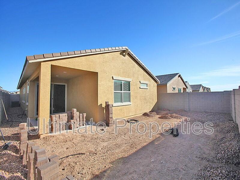 12571 W Country Club Trl - Photo 7 of 7