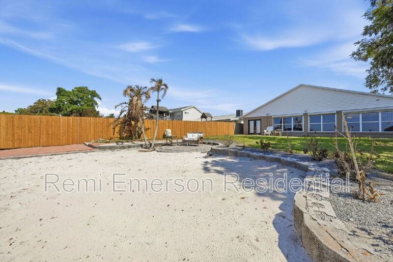 6254 Alligator Lake Shr E - Photo 7 of 39