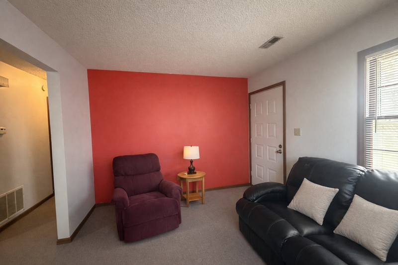 1341 New York St - Photo 2 of 8