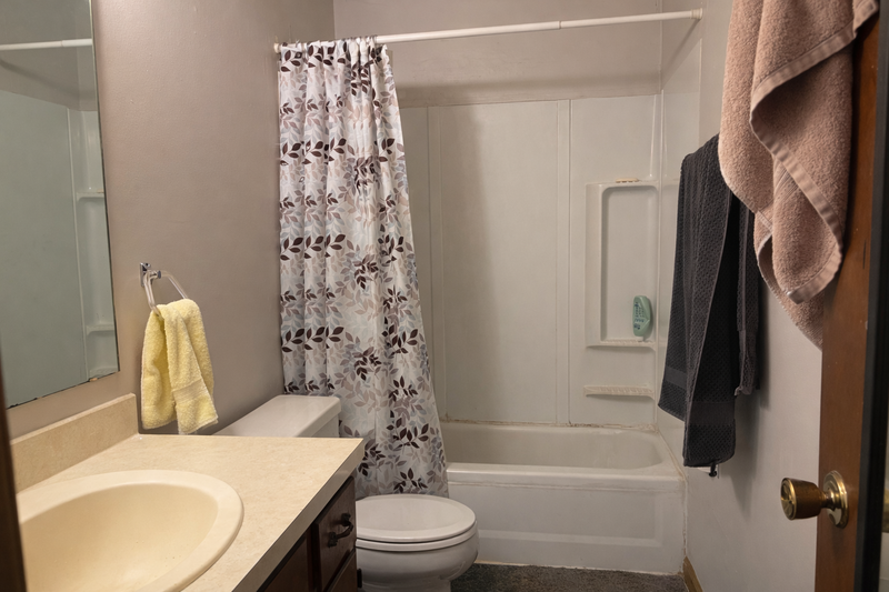 1341 New York St - Photo 6 of 8