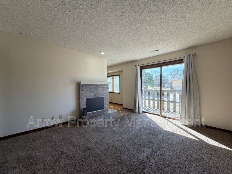 5050 Prince Rd #4 - Photo 2 of 12