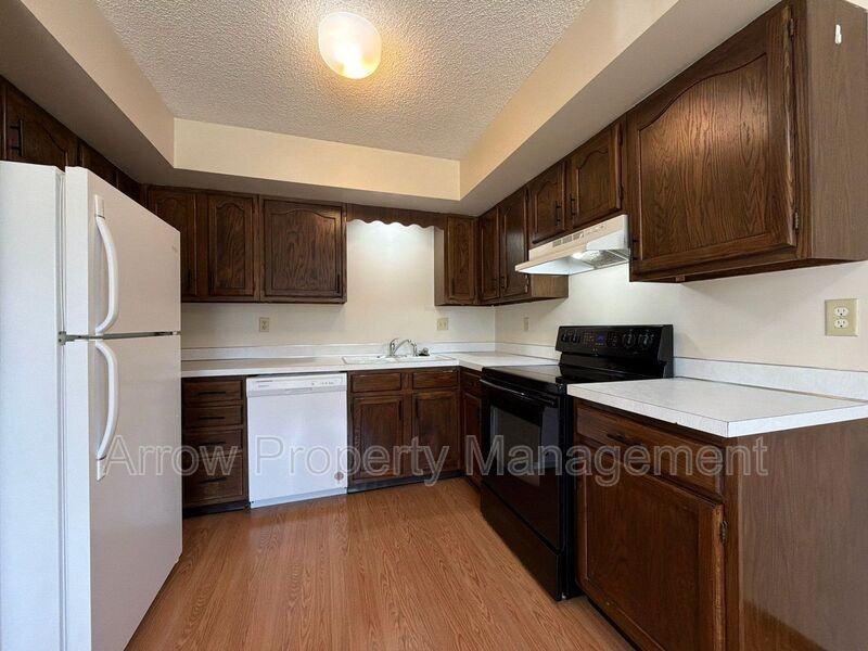 5050 Prince Rd #4 - Photo 5 of 12