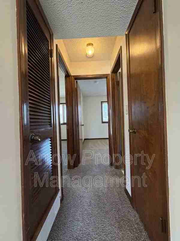 5050 Prince Rd #4 - Photo 6 of 12