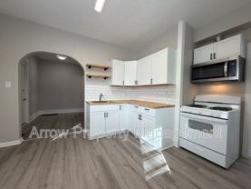 130 N 27th St #5 - Photo 1 of 1