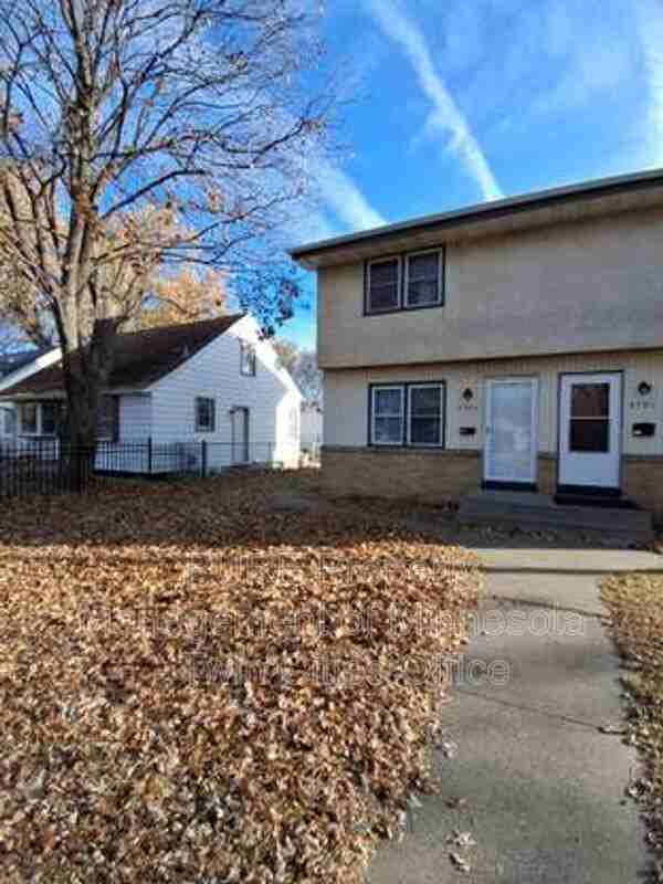 4703 5th St Ne - Photo 2 of 4