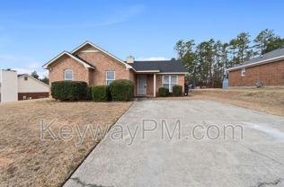 2807 Crosscreek Rd - Photo 1 of 1