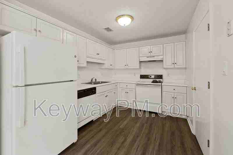2807 Crosscreek Rd - Photo 7 of 18