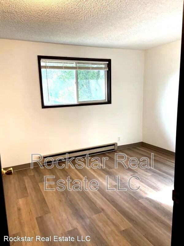 1307 N Vista Rd - Photo 7 of 22