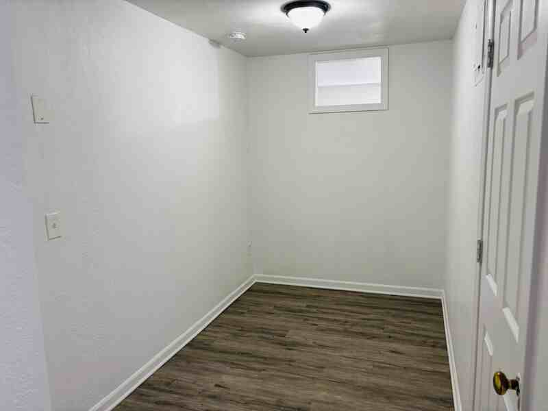 1405 Neil Ln #131 - Photo 5 of 7