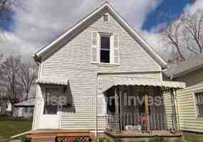 featured image of 814 Grace Ave #1-2