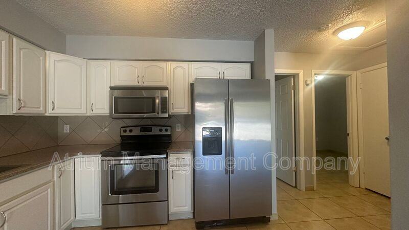 2720 S Sunrise Ct #2 - Photo 4 of 28