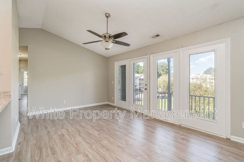 6165 Meadow Rose Ln - Photo 3 of 30