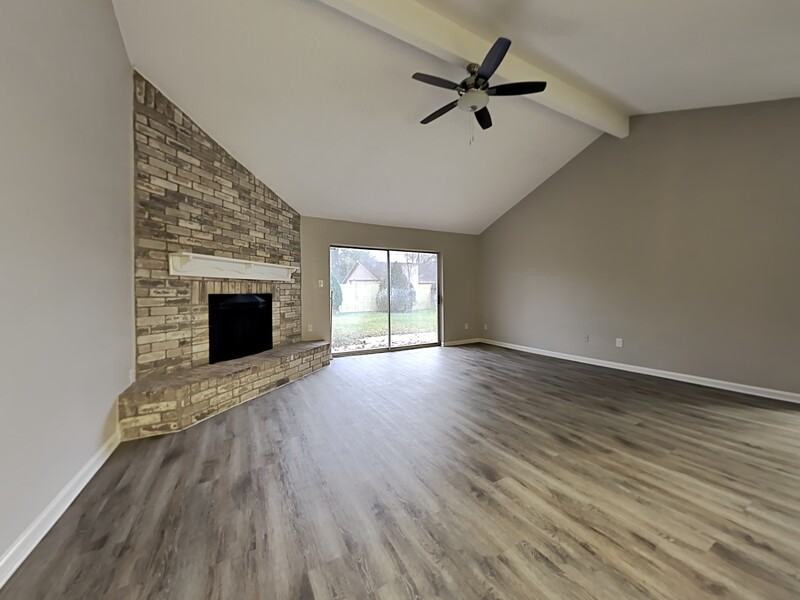 25311 Mill Pond Ln - Photo 2 of 23