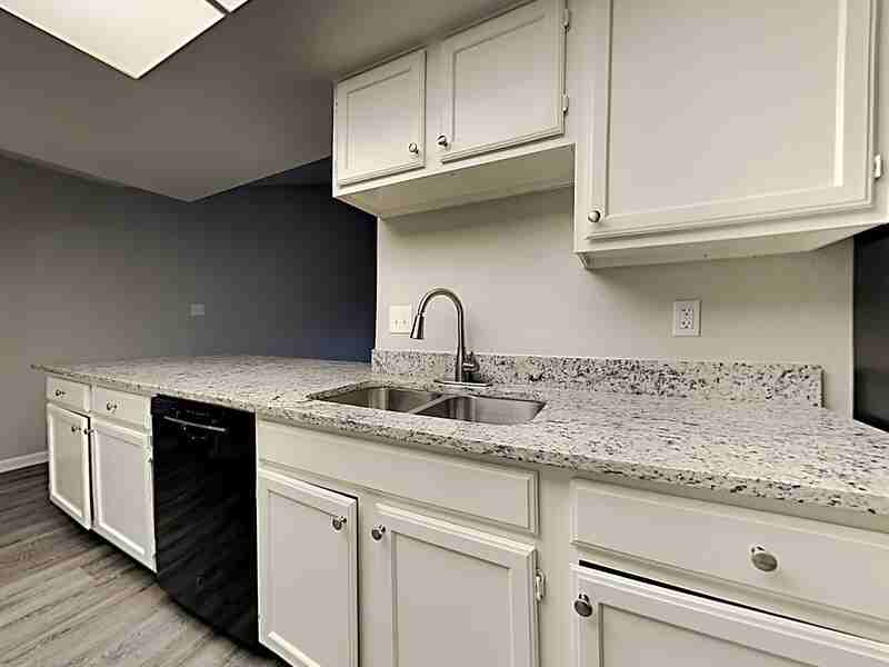 25311 Mill Pond Ln - Photo 6 of 23