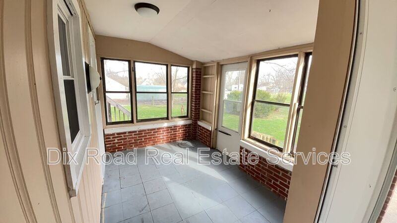 1891 Stahlheber Rd - Photo 5 of 41