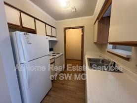 747 E Bain St - Photo 1 of 1