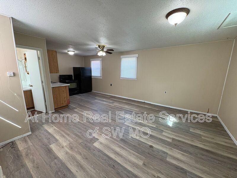 1843 1843 - Photo 2 of 7