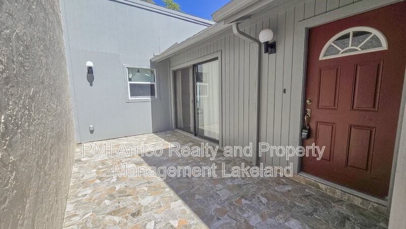 6576 Sweetbriar Ln - Photo 4 of 27