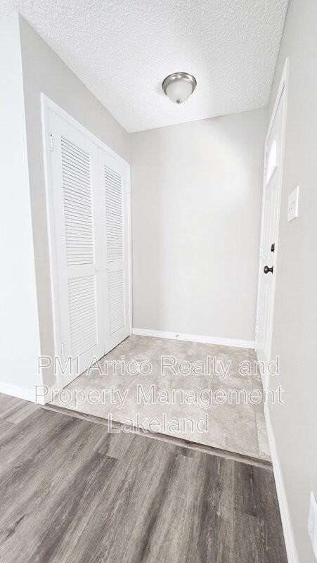 6576 Sweetbriar Ln - Photo 5 of 27