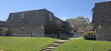 featured image of 235 Vista Way