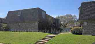 235 Vista Way - Photo 1 of 1