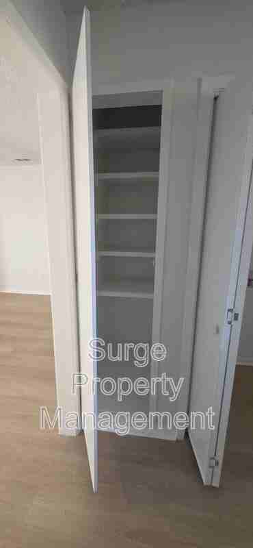 235 Vista Way - Photo 7 of 15