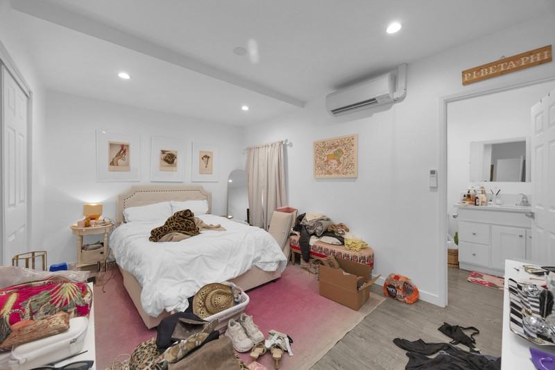 570 N Cambridge St - Photo 7 of 10