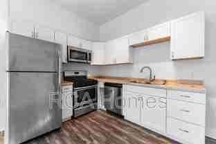 1112 Pleasant St - Photo 1 of 1