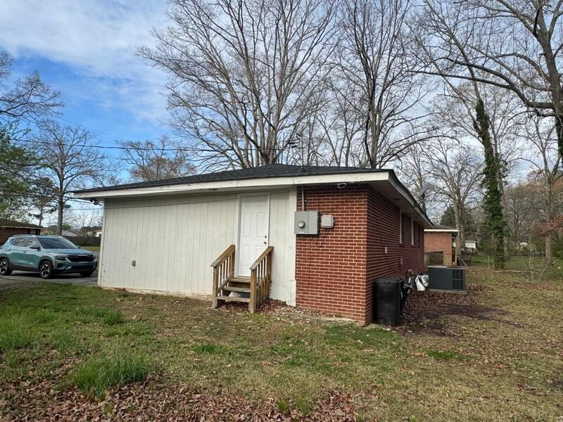 416 Elliott Dr Nw - Photo 5 of 32