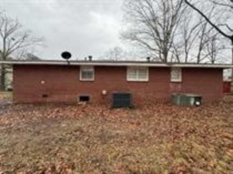 416 Elliott Dr Nw - Photo 6 of 32