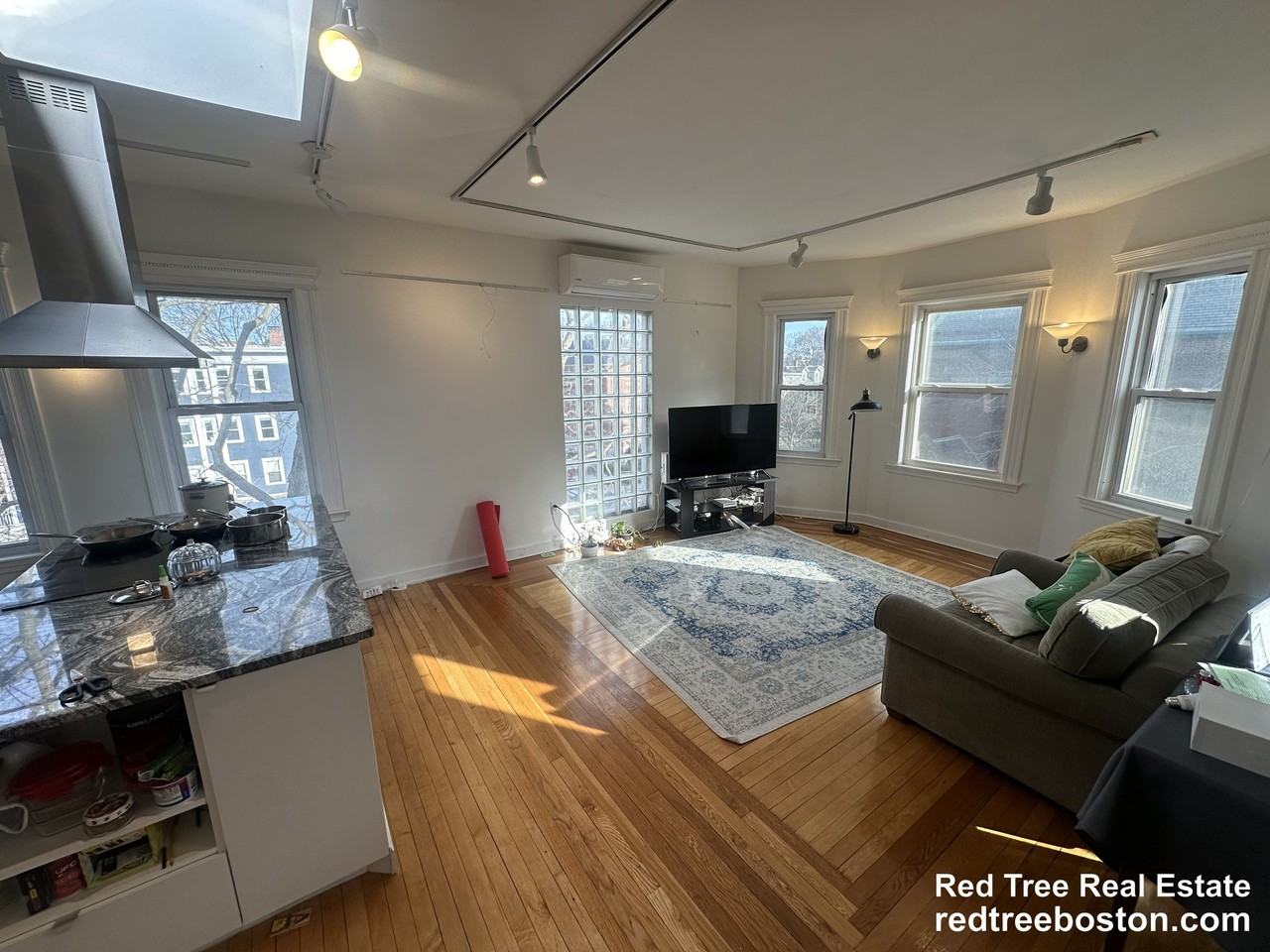 229 Harvard St #6 - Photo 3 of 35