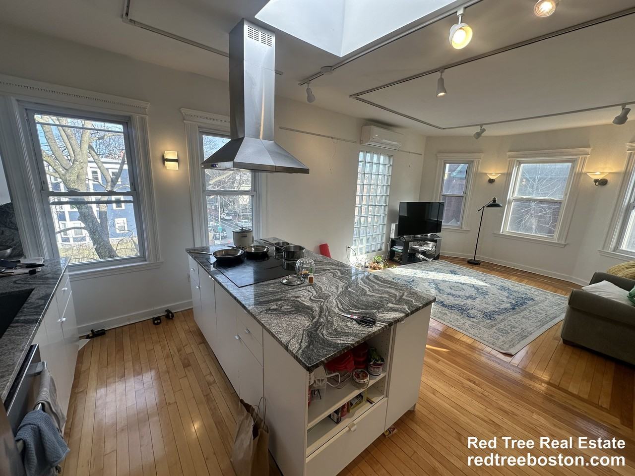 229 Harvard St #6 - Photo 4 of 35