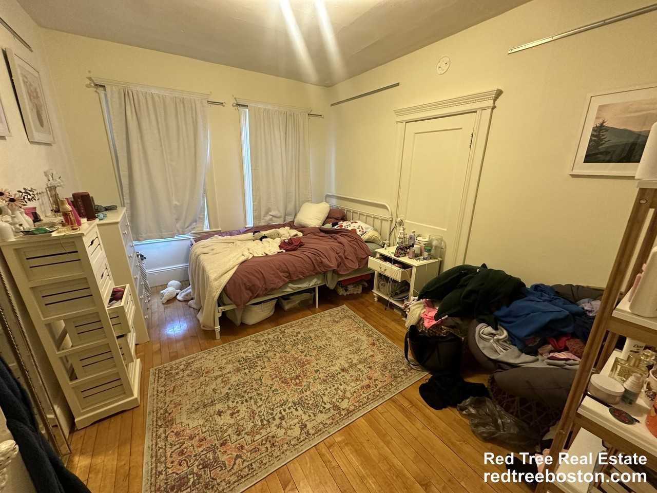 229 Harvard St #6 - Photo 7 of 35