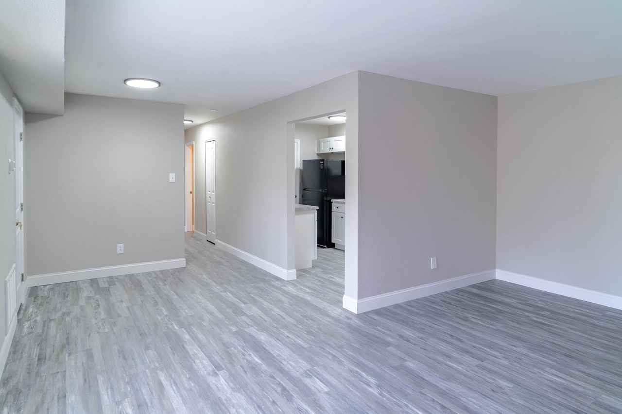 Marina Point - Photo 7 of 11