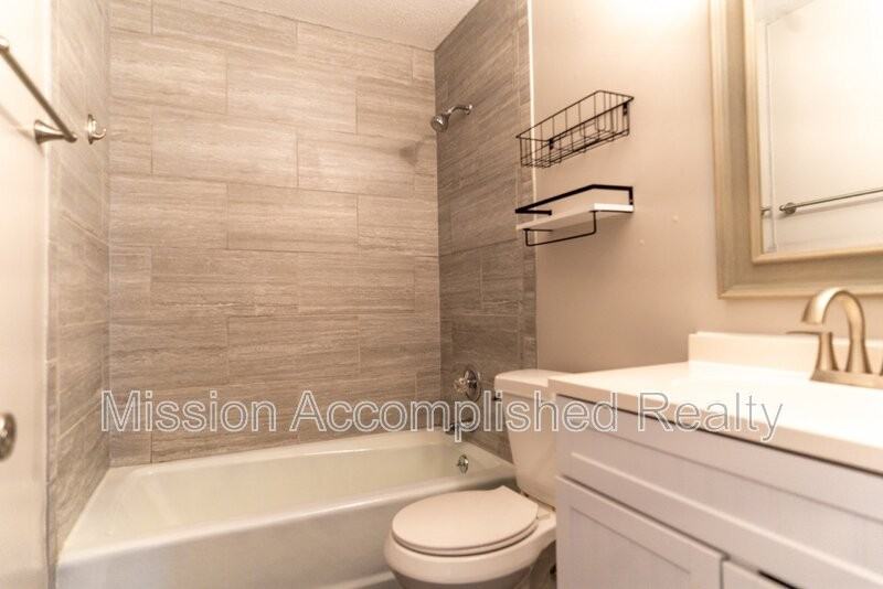 7209 Bailey Ct - Photo 7 of 13