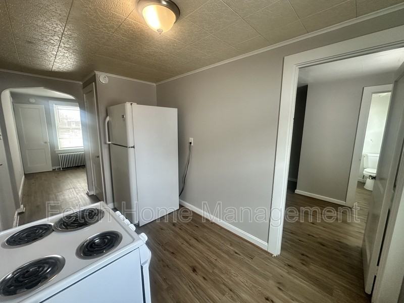 408 New St #N - Photo 4 of 10