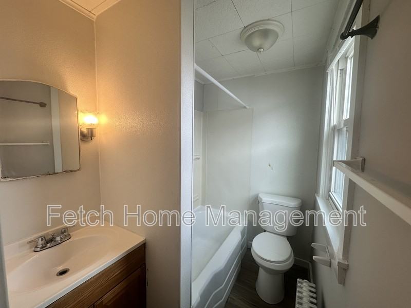 408 New St #N - Photo 6 of 10