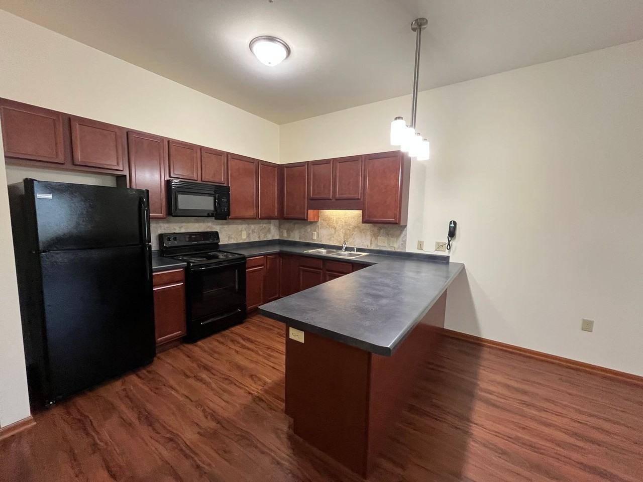 Granite Ridge Apartments LLC - Photo 4 of 50