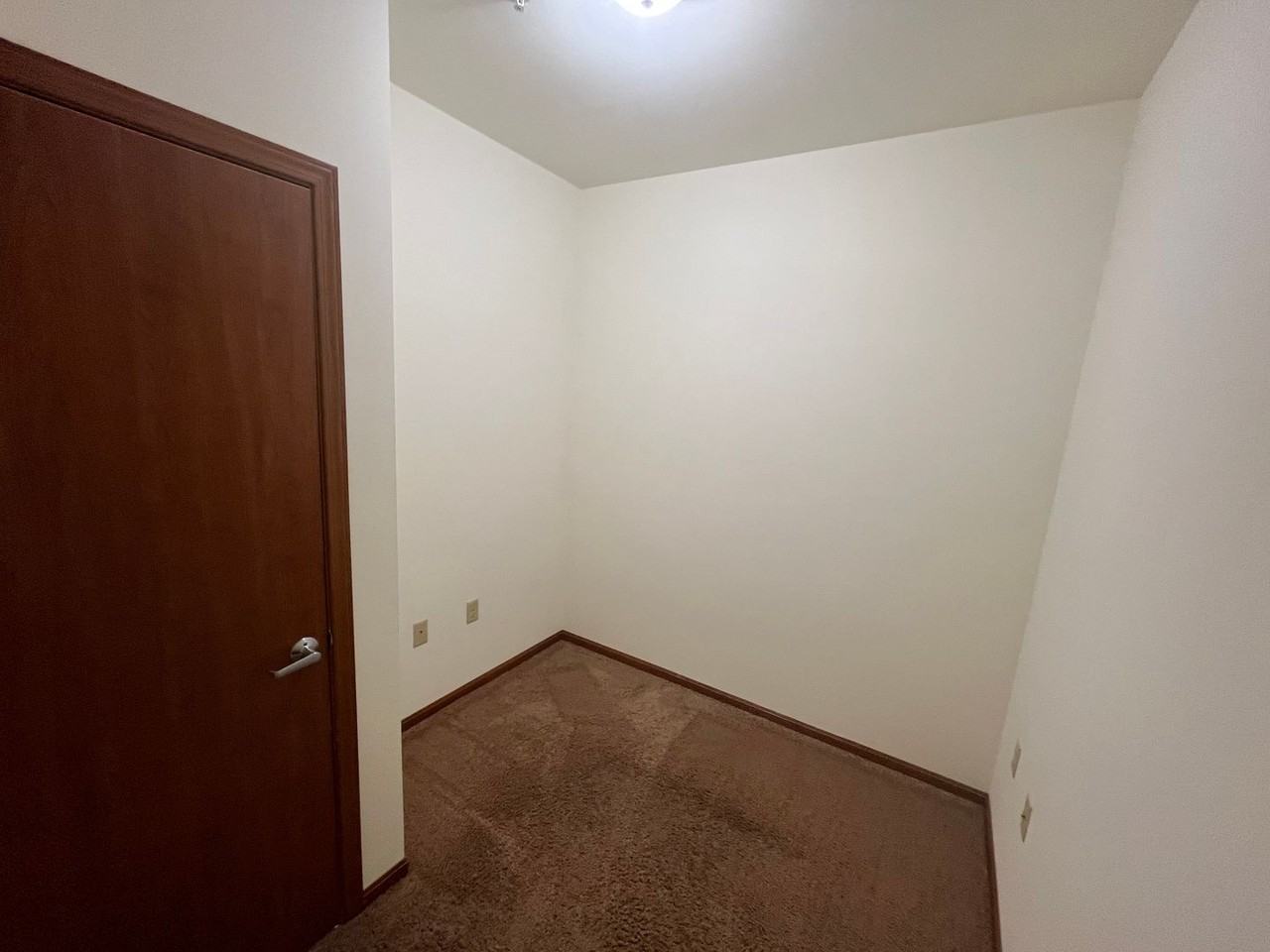 Granite Ridge Apartments LLC - Photo 5 of 14