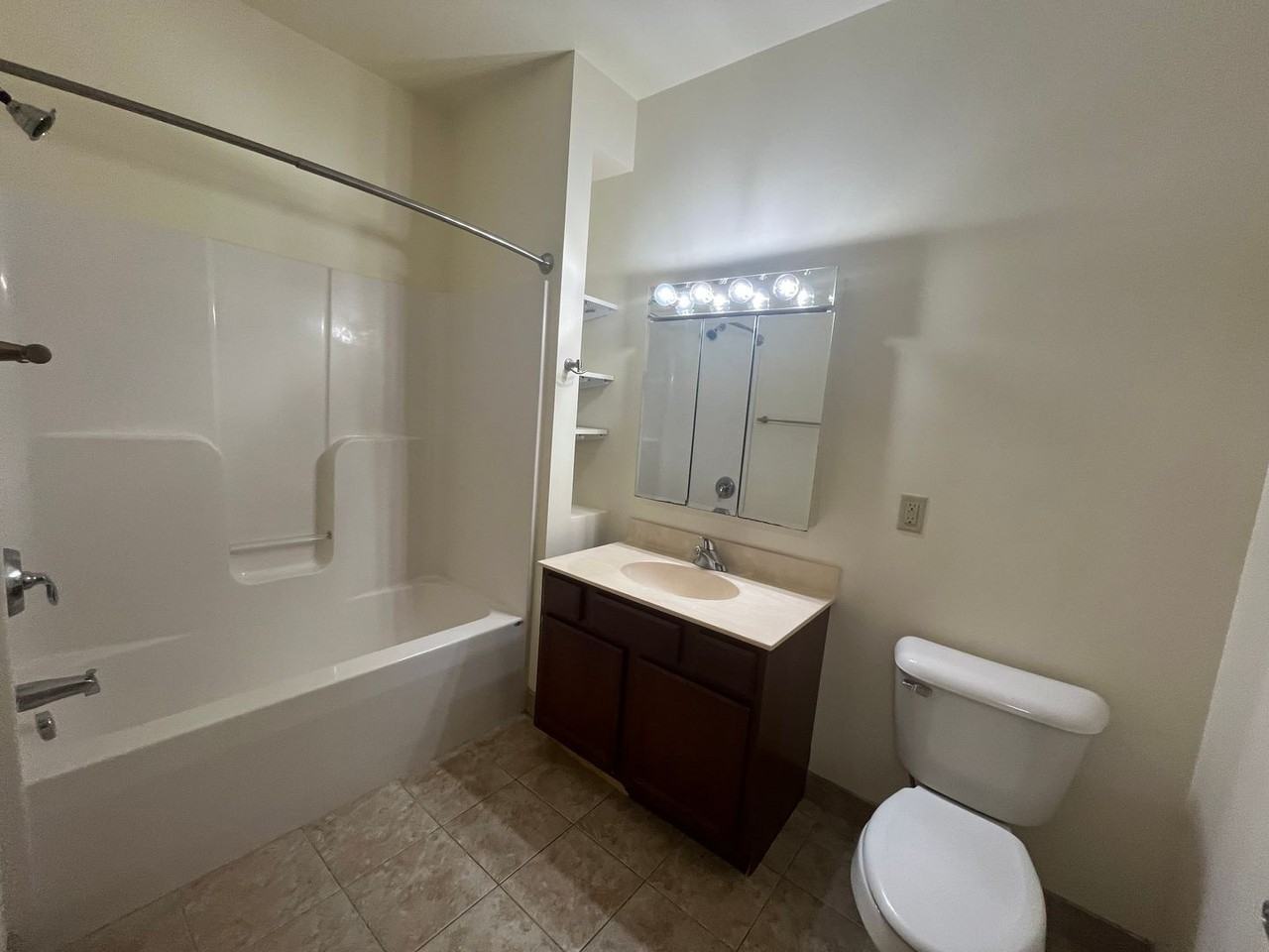 Granite Ridge Apartments LLC - Photo 6 of 14