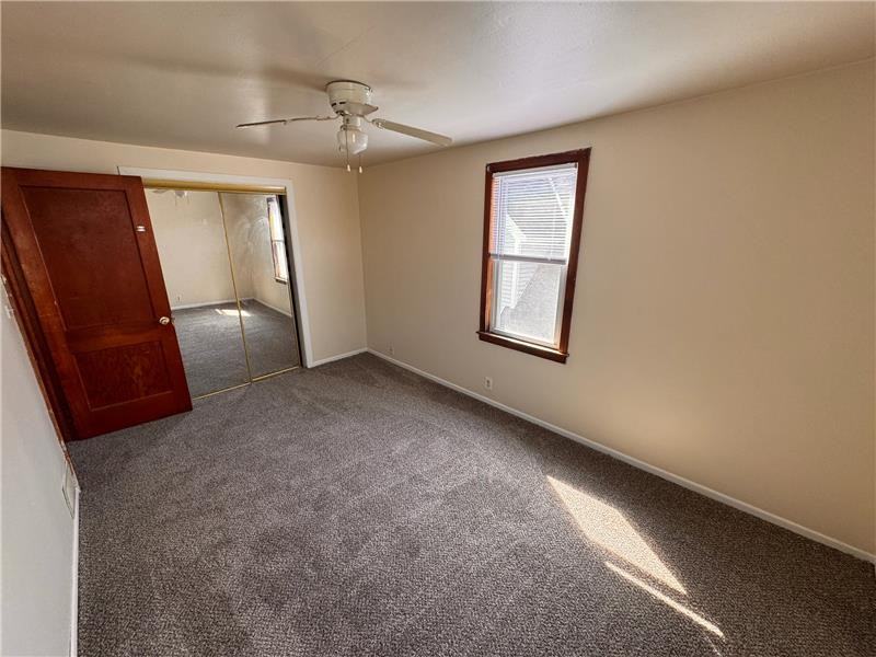 1321 Manitoba Ave - Photo 2 of 8
