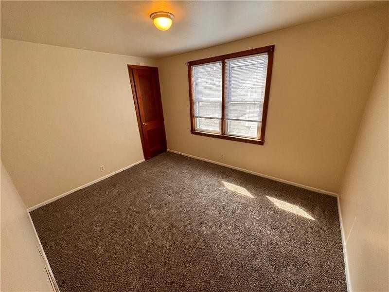 1321 Manitoba Ave - Photo 6 of 8