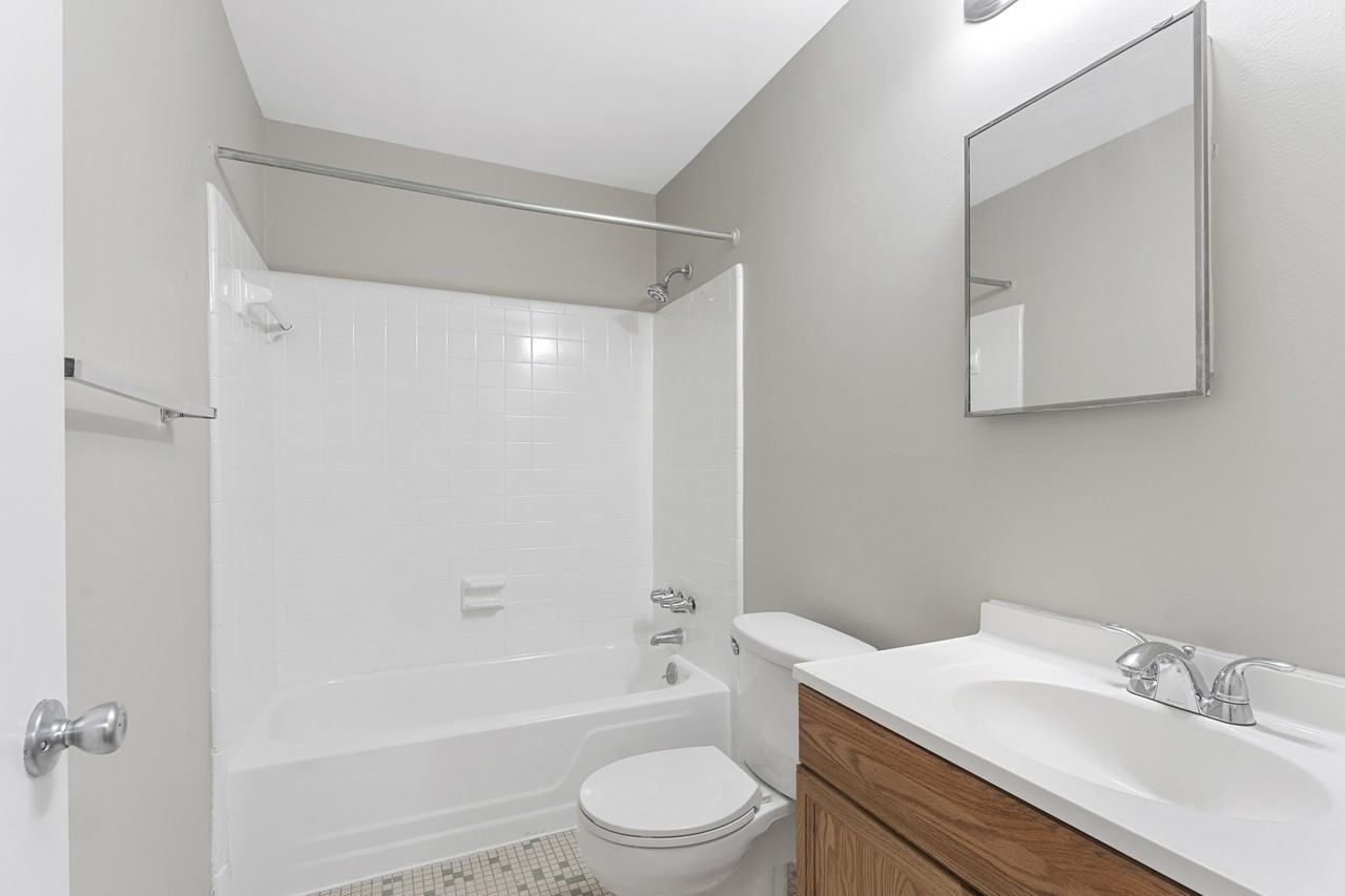 1738 & 1750 McLain Ave. - Photo 5 of 10