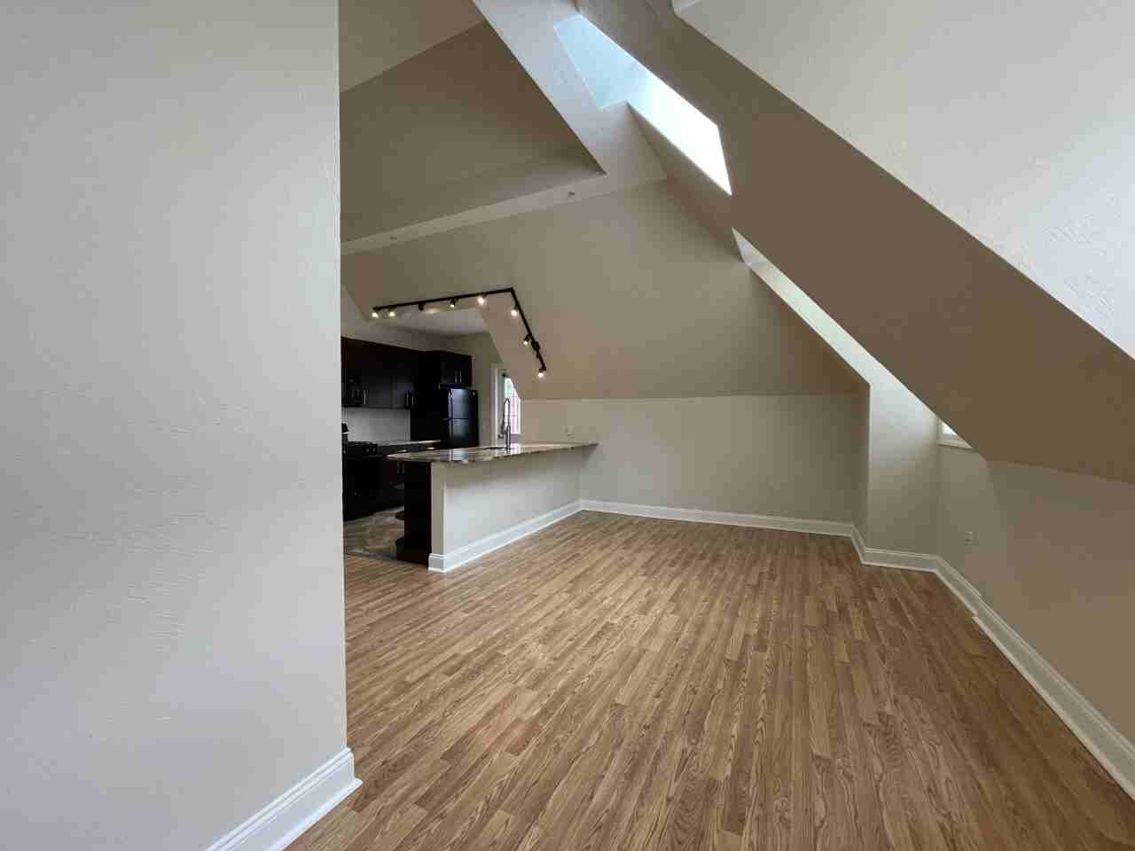 Baum 5511 - Photo 5 of 35