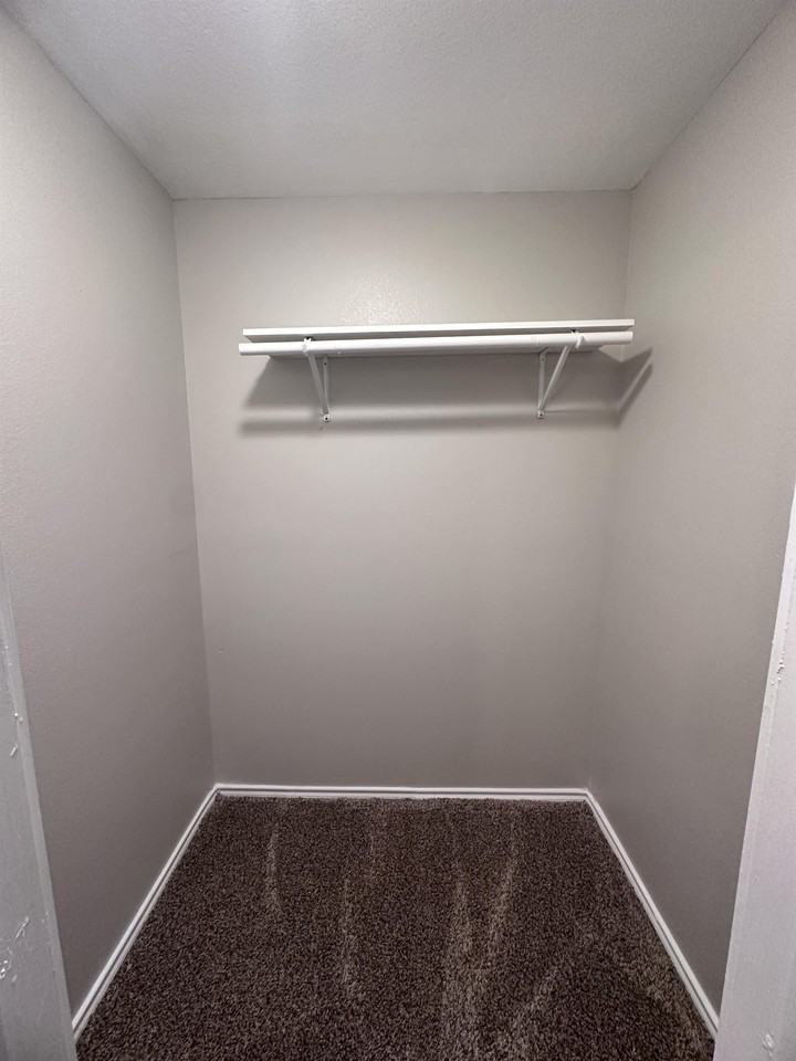 1603 Caldwell Street - Photo 7 of 24