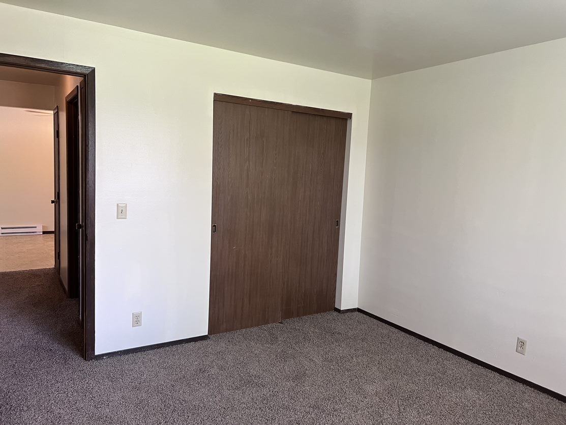 4326 Kennedy Drive - Photo 6 of 15