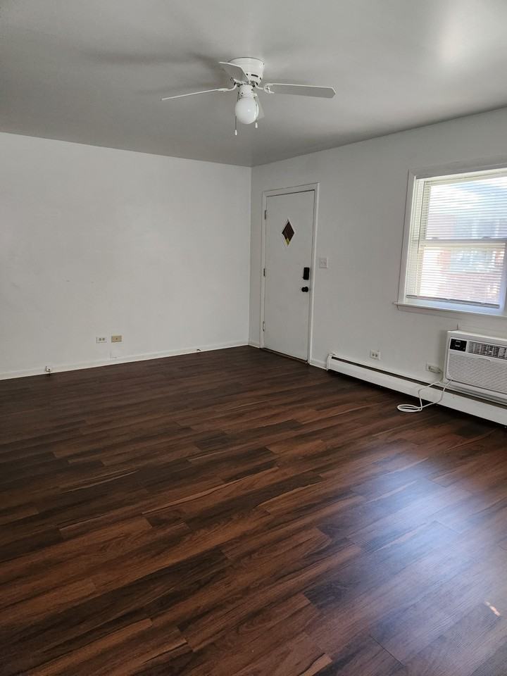 434 Filweber Court - Photo 4 of 8