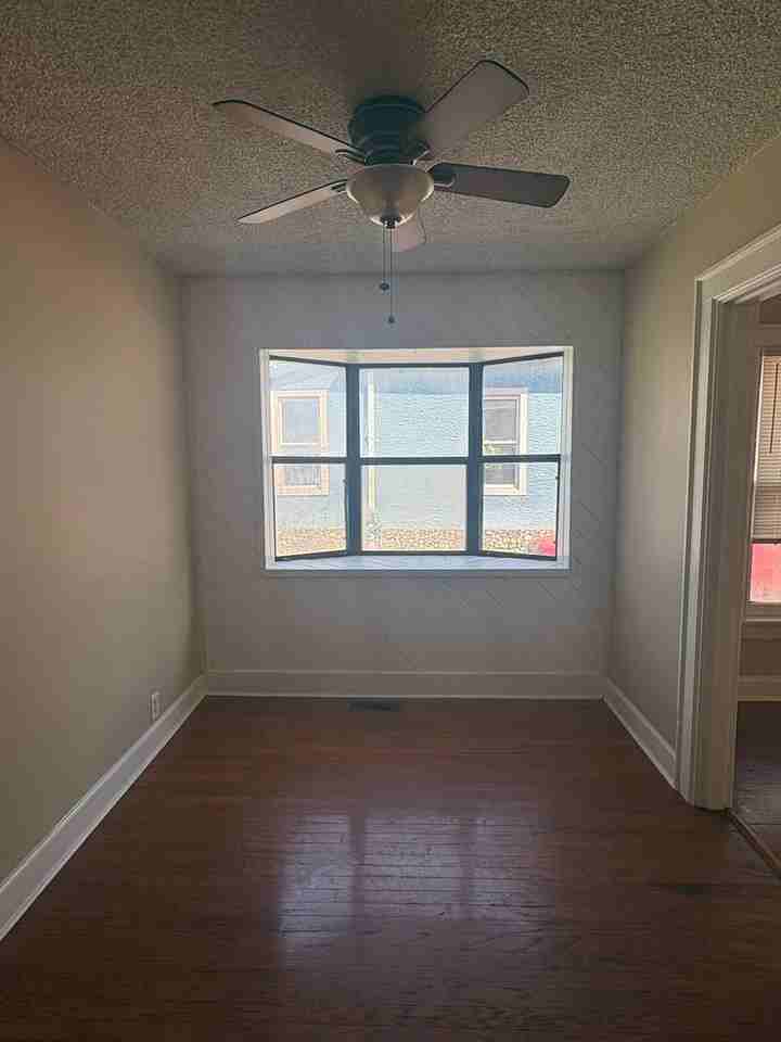 5413 Tennessee Ave - Photo 5 of 19